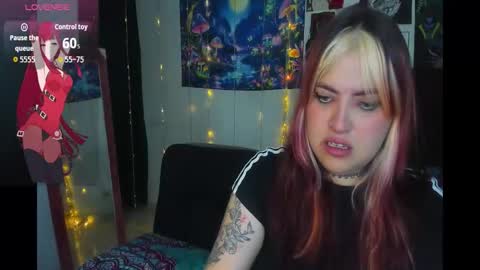 MISS LUNA  online show from 10-20-25, 08:37