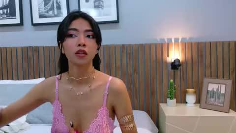 LUNA  online show from 02-04-26, 04:02