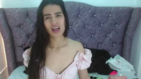 Snapshot of luna_starr69 chatting on 09-14-25, 01:54 luna_starr69 online show from 09-14-25, 01:54