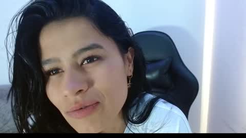 Snapshot of luna_starr69 chatting on 09-25-25, 06:44 luna_starr69 online show from 09-25-25, 06:44