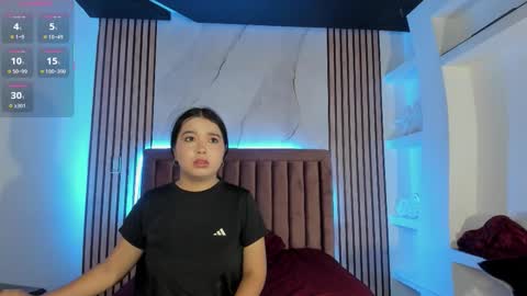 Luna  online show from 09-23-25, 11:24