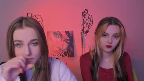 Luna online show from 10-15-25, 07:25