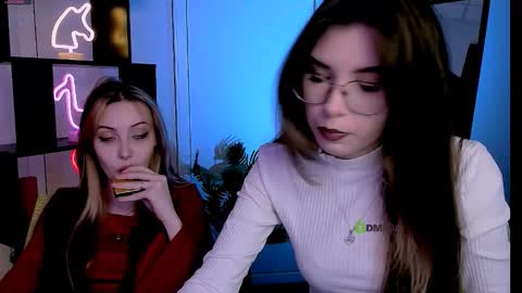 Snapshot of luna_tin chatting on 10-26-25, 08:15 Luna online show from 10-26-25, 08:15