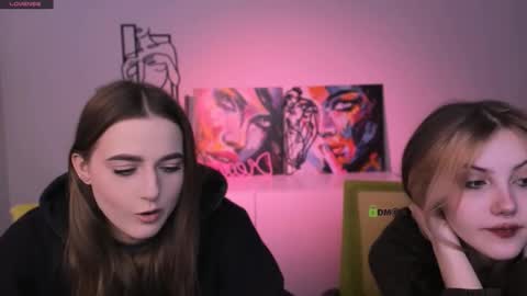 Snapshot of luna_tin chatting on 11-19-25, 05:40 Luna online show from 11-19-25, 05:40