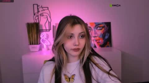 Snapshot of luna_tin chatting on 11-24-25, 05:40 Luna online show from 11-24-25, 05:40