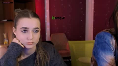 Snapshot of luna_tin chatting on 11-27-25, 09:22 Luna online show from 11-27-25, 09:22