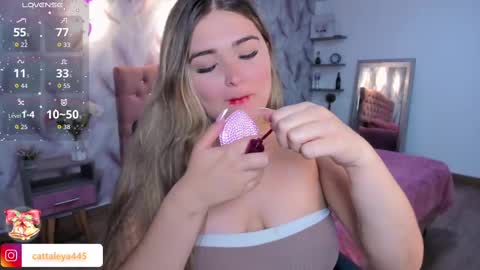  Luna online show from 11-21-25, 02:43