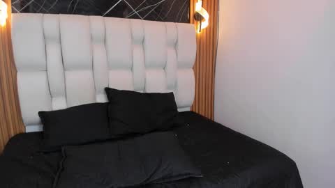 Snapshot of lunaa_dl chatting on 02-13-26, 05:42 Luna online show from 02-13-26, 05:42