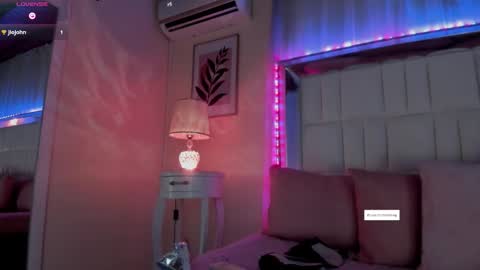 lunaablaze online show from 11-14-25, 04:38