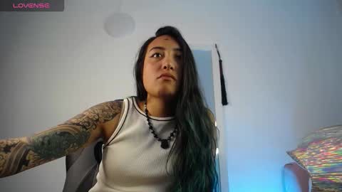 Snapshot of lunaaponte chatting on 02-05-26, 12:26 LUNA online show from 02-05-26, 12:26