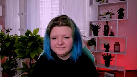 Snapshot of lunaar_ chatting on 03-02-26, 07:15 Luna online show from 03-02-26, 07:15