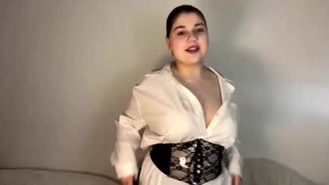 Luna online show from 02-18-26, 08:10