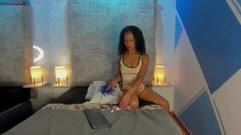 Snapshot of lunabroonks chatting on 02-26-26, 04:55 Luna online show from 02-26-26, 04:55