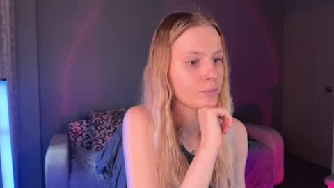 Britney online show from 10-01-25, 02:34