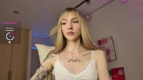 Luna online show from 12-04-25, 12:20