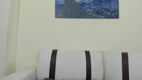 Snapshot of lunainsane58 chatting on 09-21-25, 09:55 Luna online show from 09-21-25, 09:55