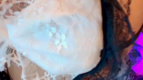 Scarleet online show from 10-27-25, 06:56