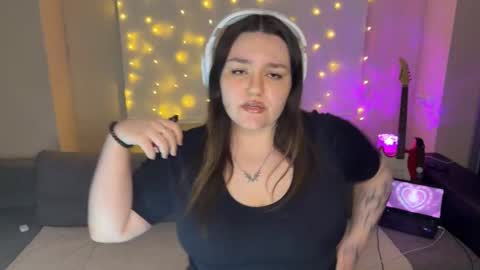 Hi  im Dirrie ntmu  online show from 02-28-26, 03:07