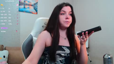 Luna online show from 03-04-25, 07:41