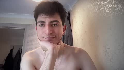 LunaPica online show from 02-05-25, 10:41