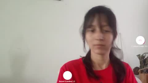 Snapshot of lunamoon_17 chatting on 01-30-25, 02:25 LUNA online show from 01-30-25, 02:25