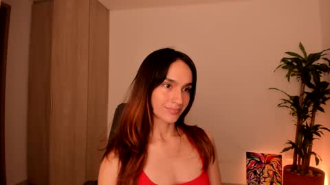 Snapshot of lunapau chatting on 10-19-25, 10:43 luna online show from 10-19-25, 10:43