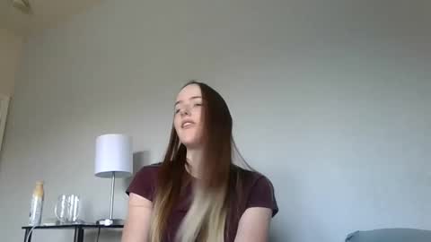 lunapixie2020 online show from 09-19-25, 06:19