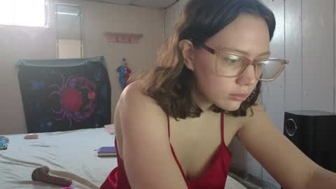 lunaquinn45 online show from 01-21-25, 03:32