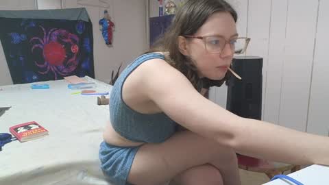 lunaquinn45 online show from 02-01-25, 12:18