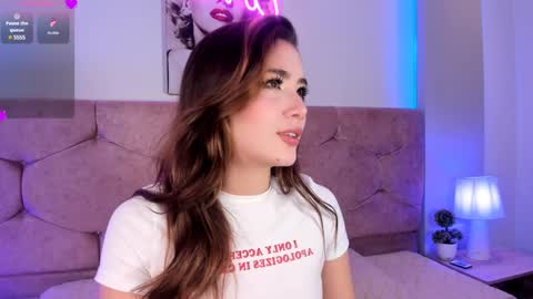 Snapshot of lunar_leen chatting on 01-15-25, 06:29 Luna online show from 01-15-25, 06:29
