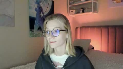 Sofia online show from 10-30-25, 09:59