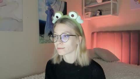 Sofia online show from 11-16-25, 02:55