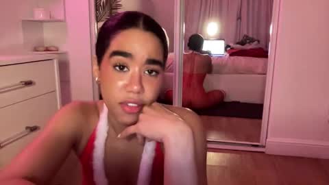 Luna online show from 12-17-25, 11:55