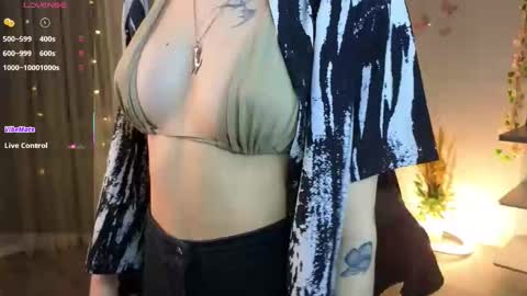 Kelly online show from 01-16-26, 02:43