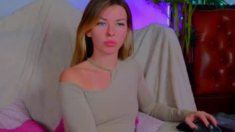 Luna Rishi online show from 12-05-24, 01:06