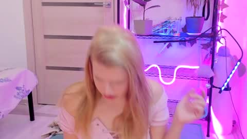 Kate online show from 02-05-25, 03:13