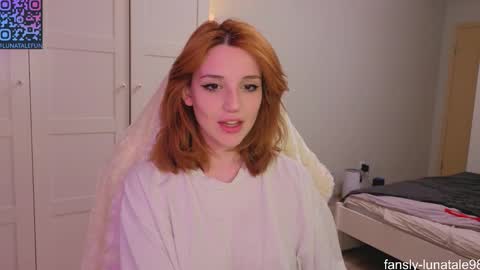 Snapshot of lunatale chatting on 02-28-26, 03:13 Kate online show from 02-28-26, 03:13