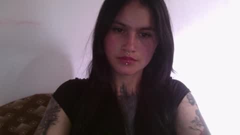 Luna online show from 01-10-25, 04:51