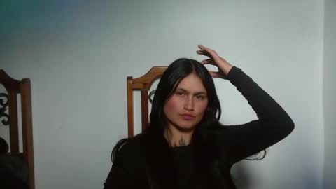 Luna online show from 01-24-25, 07:49