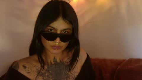 Luna online show from 02-01-25, 10:02