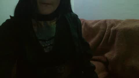 Luna online show from 02-03-25, 01:19