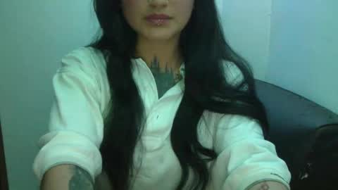 Luna online show from 02-11-25, 12:06