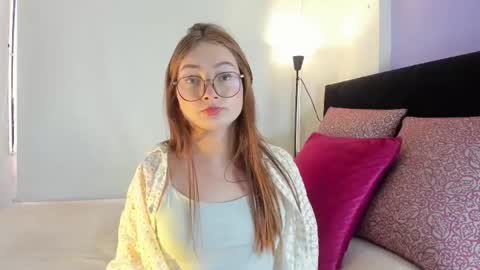 Snapshot of lunavelvet7 chatting on 01-07-26, 05:15 lunavelvet7 online show from 01-07-26, 05:15