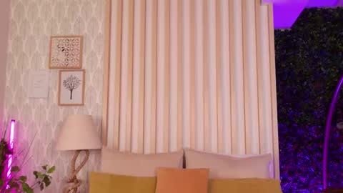 Luna online show from 11-09-25, 06:01