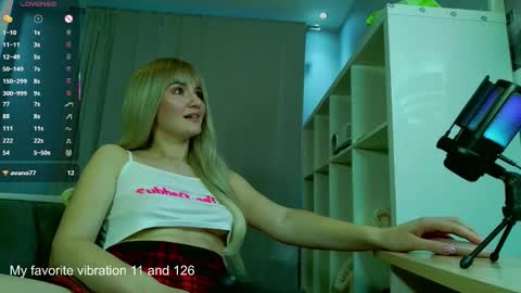 Snapshot of lunaxloverx chatting on 10-02-25, 03:19 LunaXLoverx online show from 10-02-25, 03:19