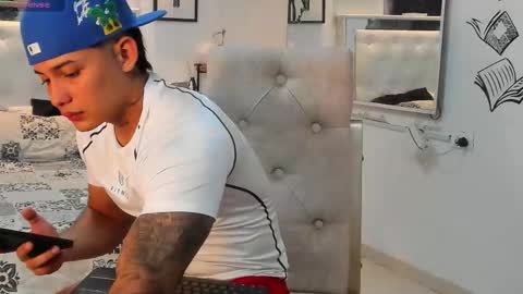 Lunay online show from 09-16-25, 03:40