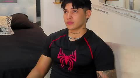 Lunay online show from 11-11-25, 01:16