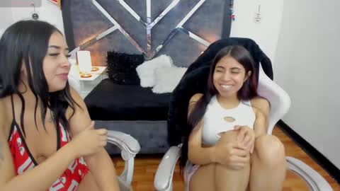  V A L E R I A   online show from 03-10-25, 08:23