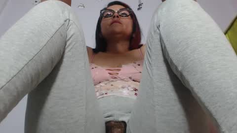 Luna Tamara online show from 02-24-25, 03:33