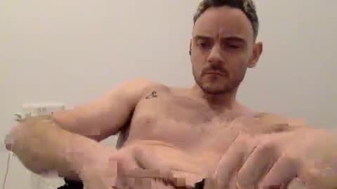 Lupine online show from 12-15-25, 09:19